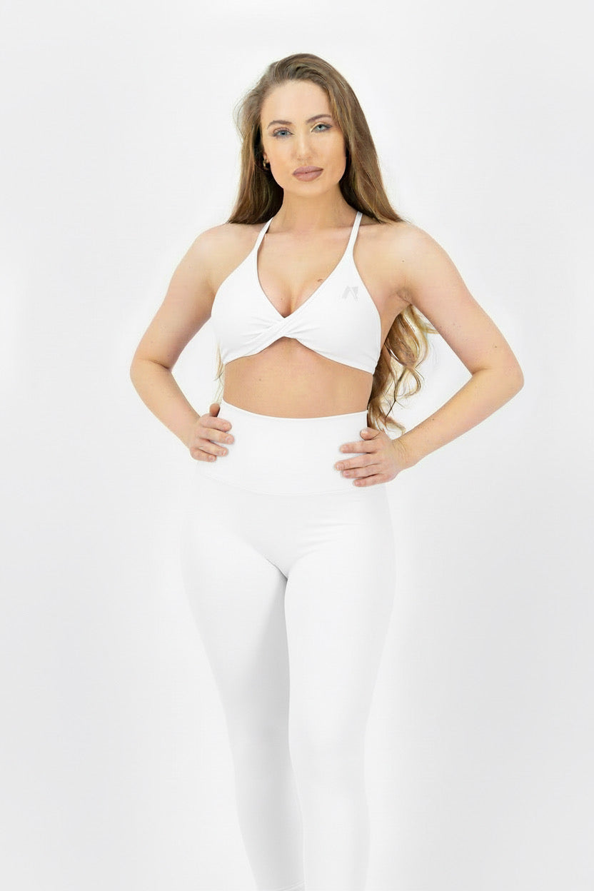 Nuréa Elan Twist Front Top