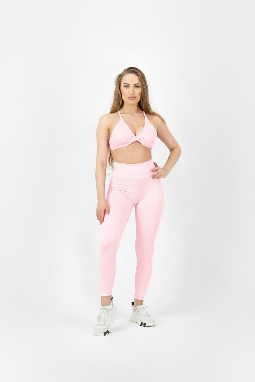 Nuréa Elan Twist Front Top
