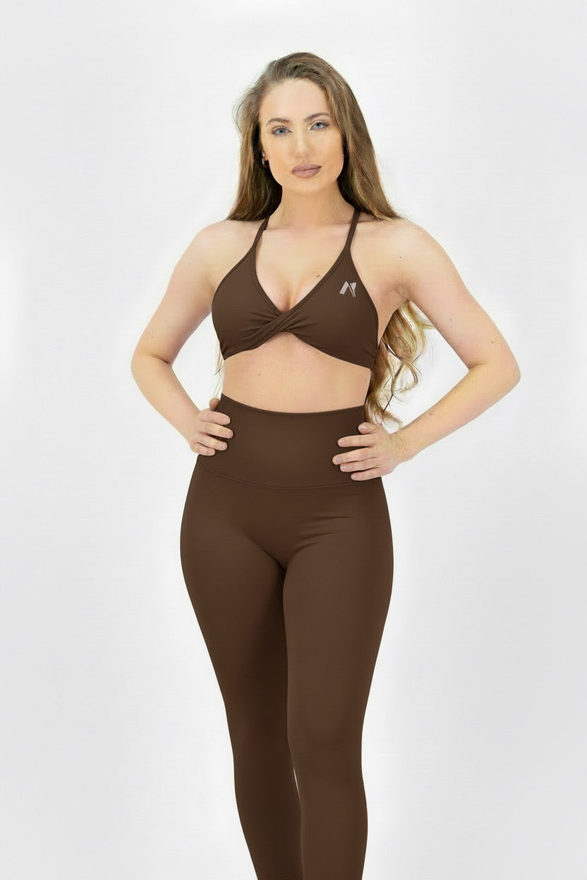 Nuréa Elan Twist Front Top